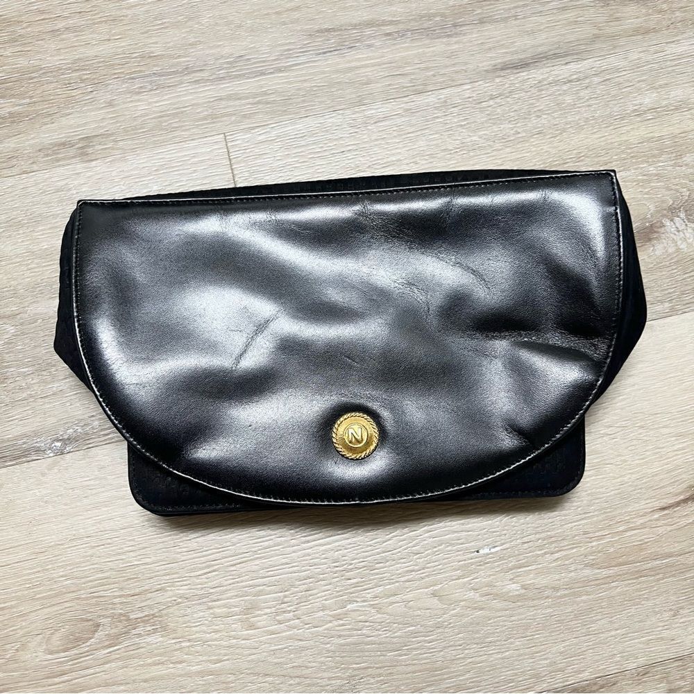 Vintage Albert Nipon Black Leather Coin Purse Crossbody
